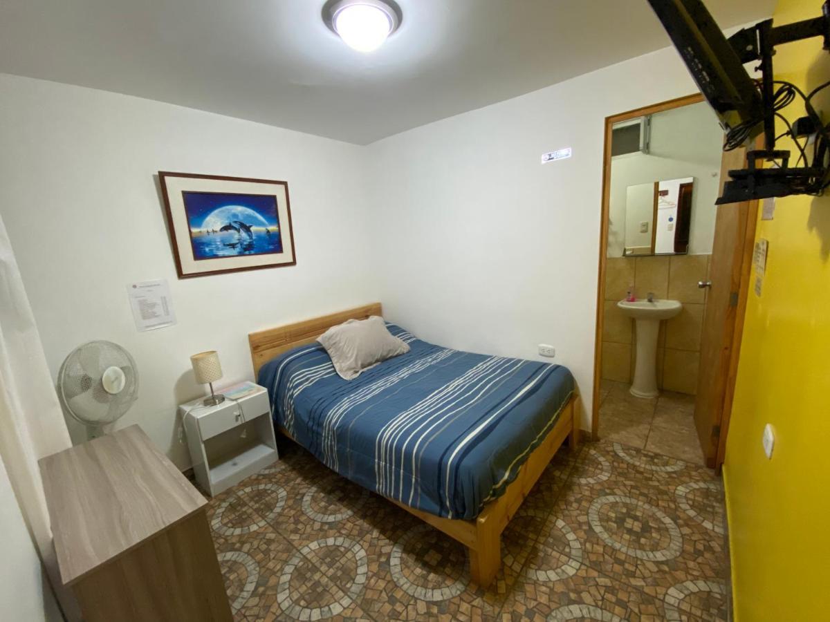 Atenas Backpacker Hospedaje Paracas Bagian luar foto