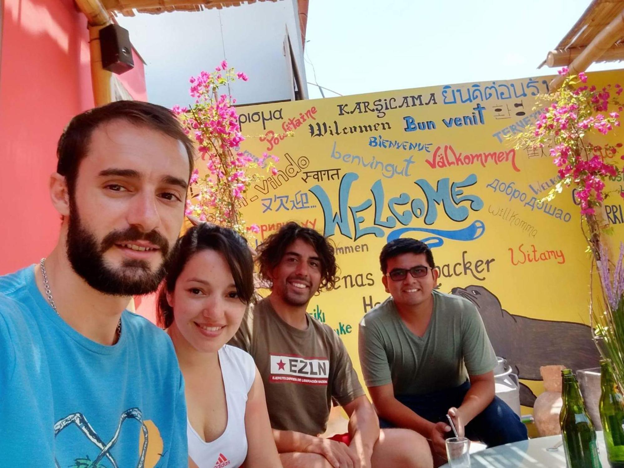 Atenas Backpacker Hospedaje Paracas Bagian luar foto